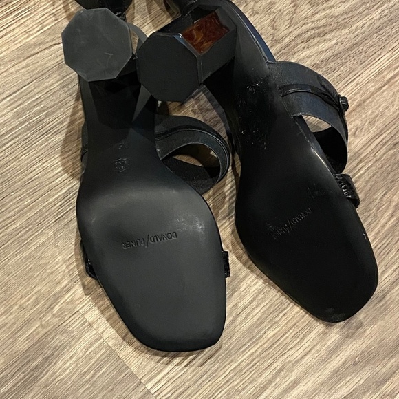 NWOB Donald Pliner Edie Office Siren Open Toe Black Italian Leather Heels 8.5 - Picture 11 of 16